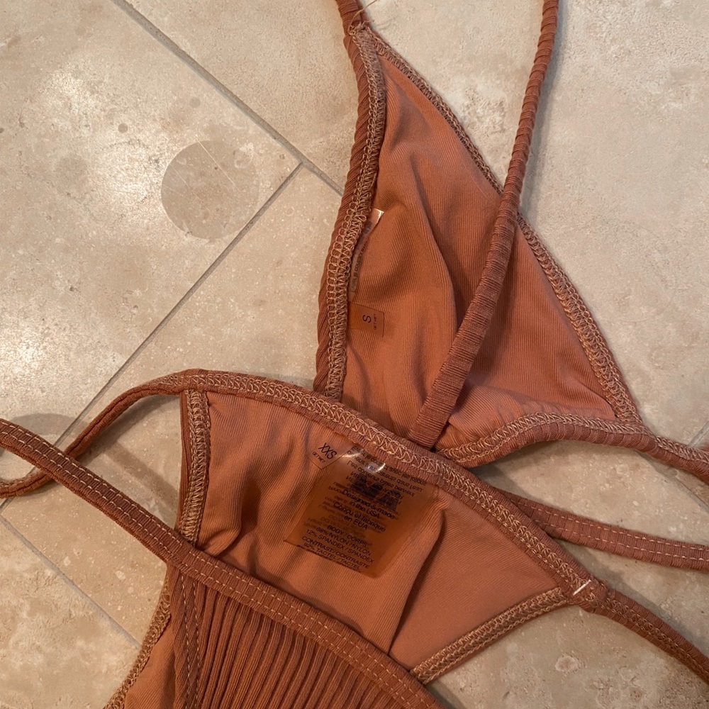 MINIMALE ANIMALE Ribbed Bikini - Picture 4 of 8